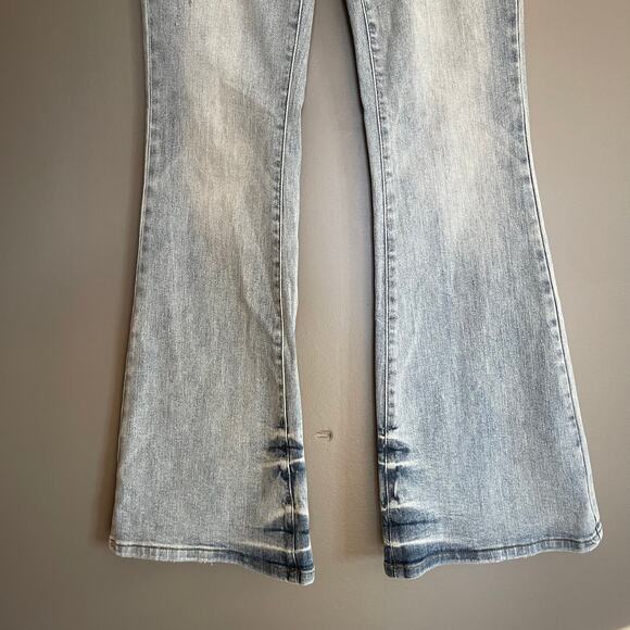 Judy Blue Megan Mid Rise Tinted Pin Tack Detail Flare Jeans Size 28 Blue Stretch - Picture 5 of 16